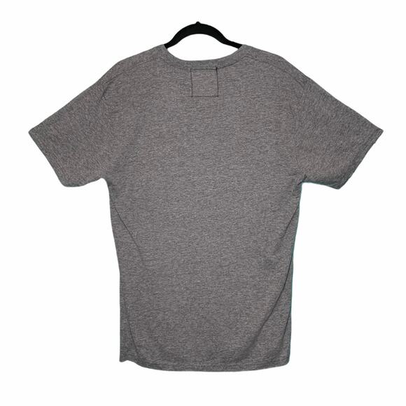 The Let Love Collection Gray Soft Graphic T-Shirt Size XL - Picture 2 of 6